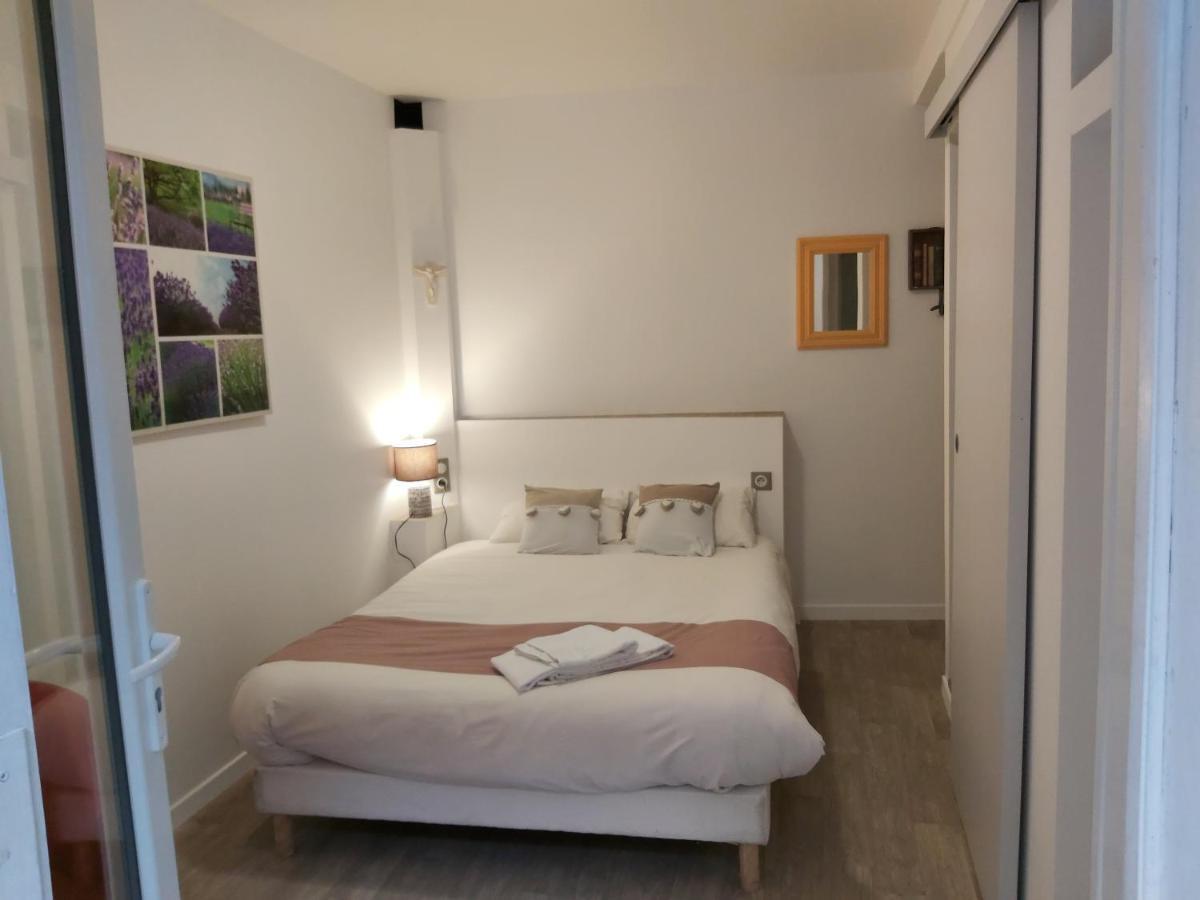 Au Berceau De Bernadette Bed & Breakfast Lourdes Exterior photo